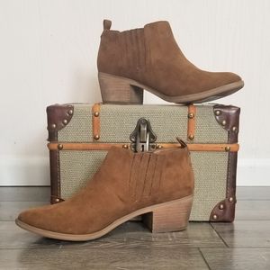 Melrose and Market Brown Josie Fab Booties